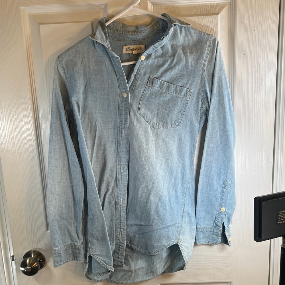 Madewell Light Blue Button-Up Shirt size xxs